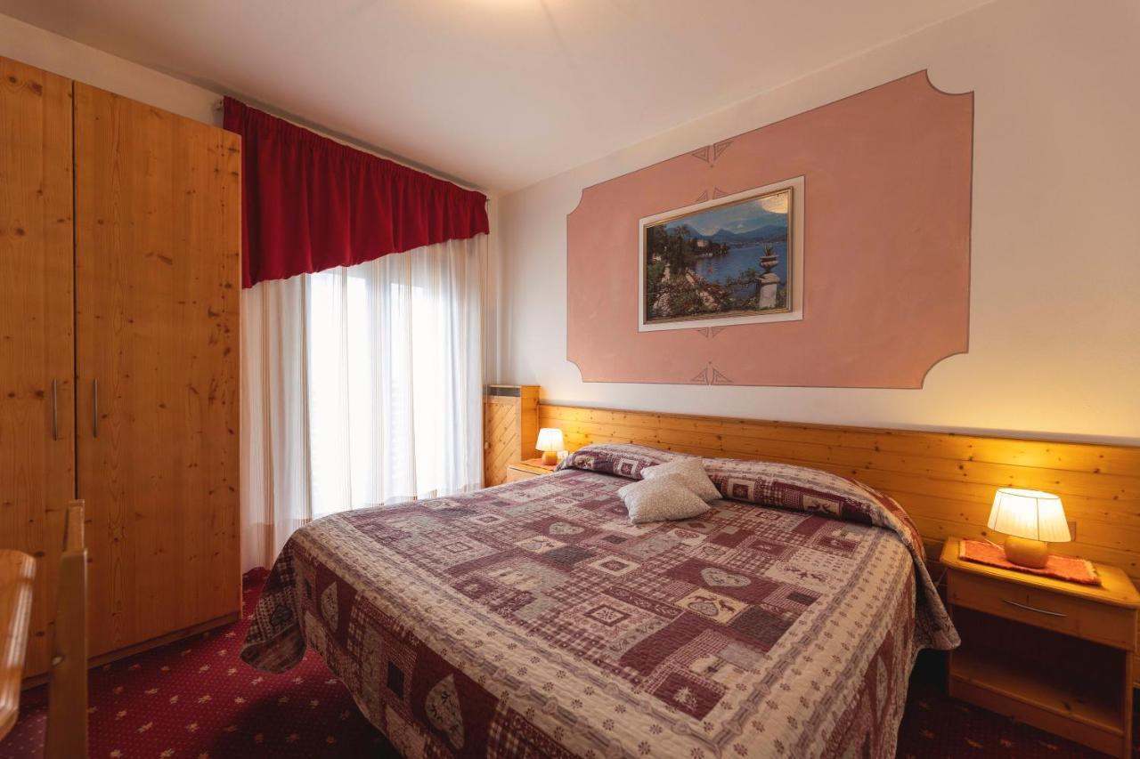 Hotel Castel Mani Сан-Лоренцо-ін-Банале Екстер'єр фото