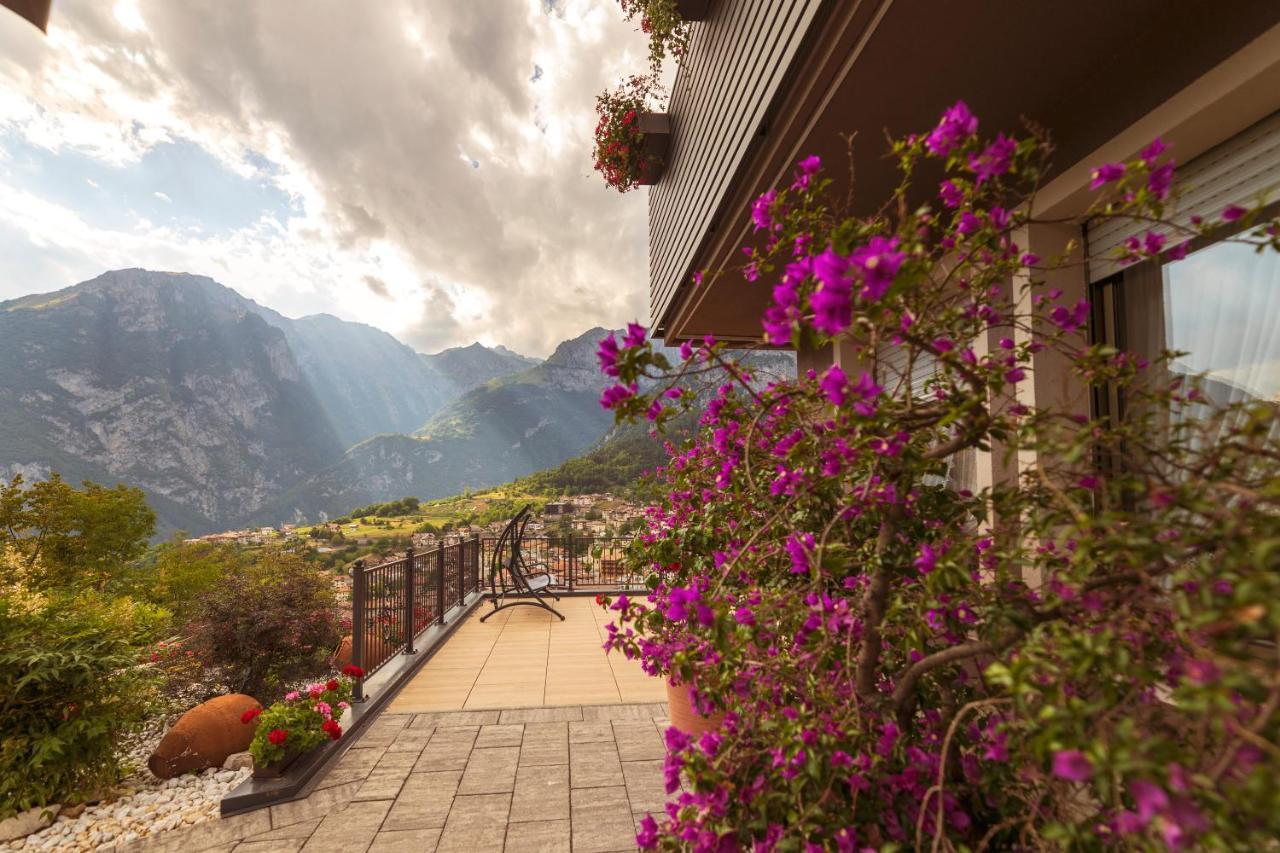 Hotel Castel Mani Сан-Лоренцо-ін-Банале Екстер'єр фото
